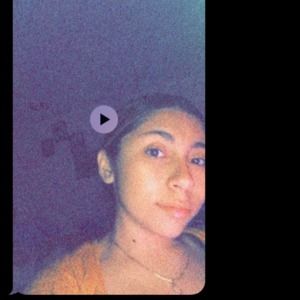 Meet your Posher, Dariela